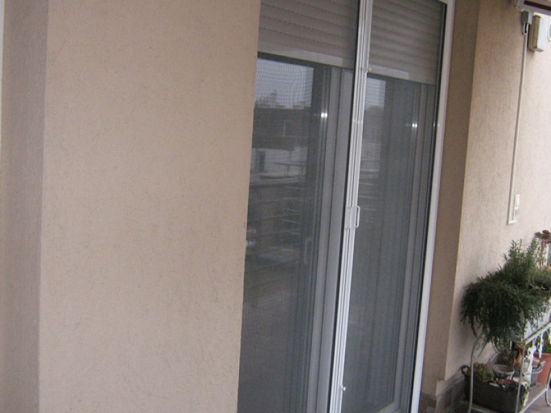 Rolós szúnyogháló ajtóra Rolós szúnyogháló ajtóra