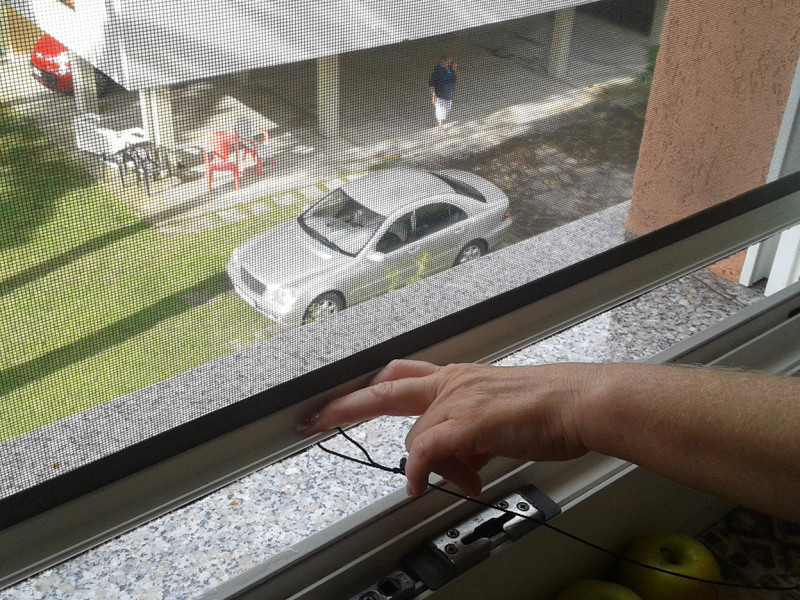 Szúnyogháló beépítés Szúnyogháló beépítés